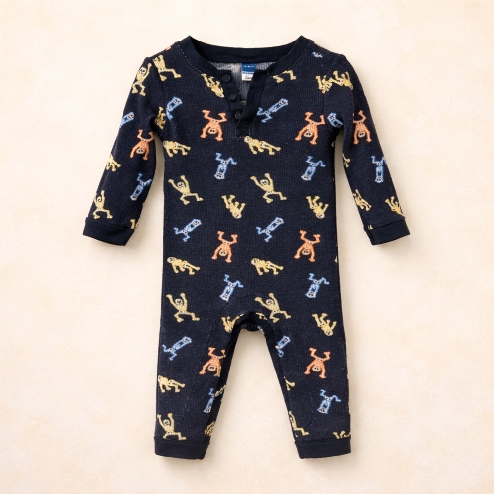 🐻 OLD NAVY SKELETON PAJAMAS